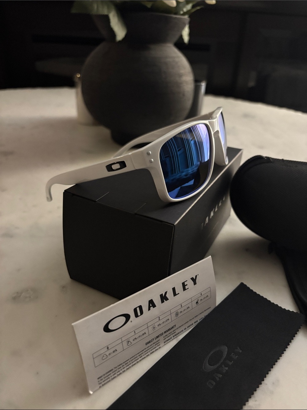 Oakley Hollbrook Sunglasses - Picture 2 of 6